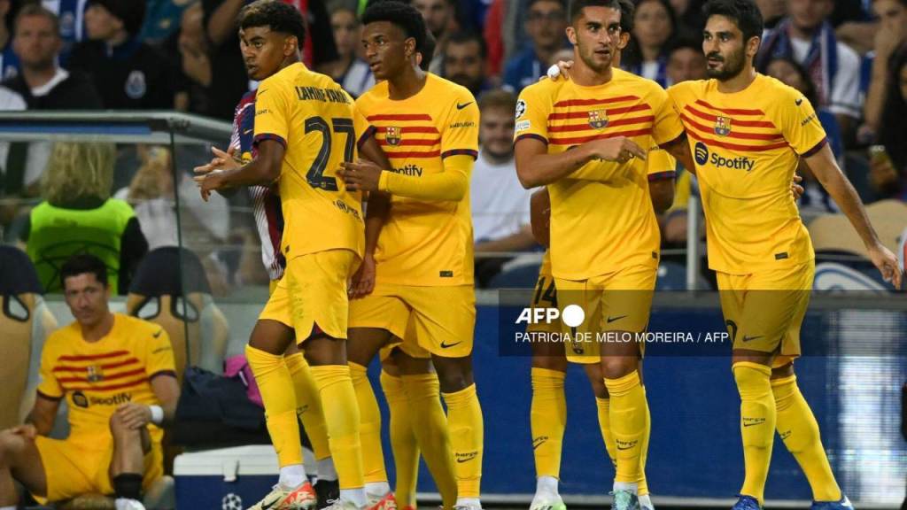 El FC Barcelona logró una peleada victoria este miércoles en Oporto por 1-0, en la segunda jornada del grupo H de Champions