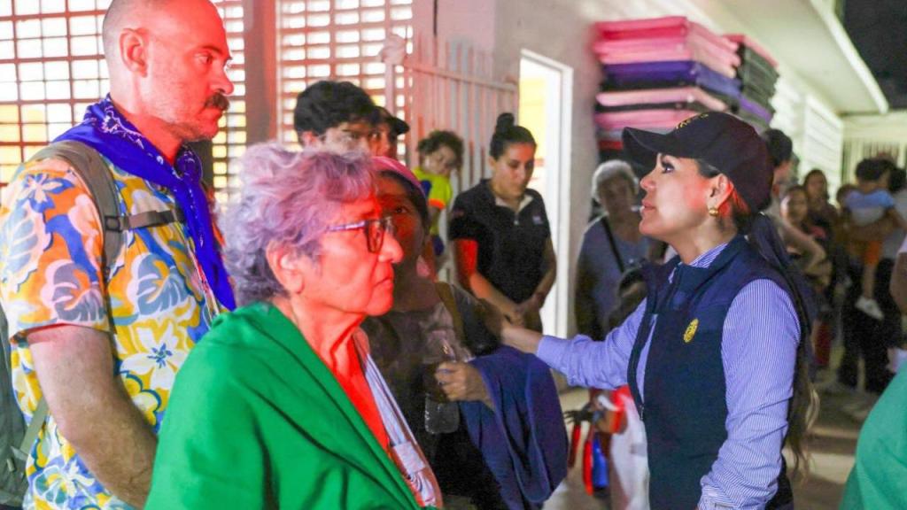 A cuatro días del huracán 'Otis', la gobernadora de Guerrero informó que las brigadas de búsqueda han localizado a 20 personas con vida