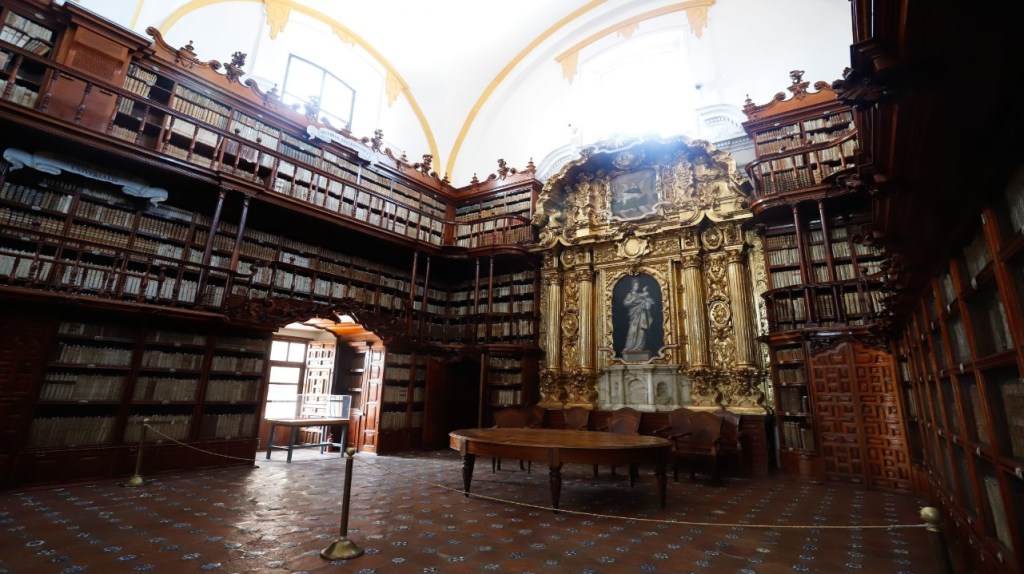 La Palafoxiana, unas de las tantas bibliotecas de México