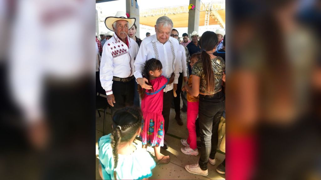 "Sin humanismo no hay felicidad": AMLO celebra su cumpleaños 70 con los Yaquis