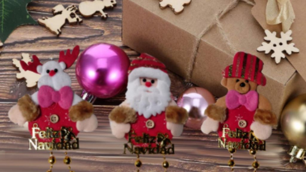 Guirnaldas, moños y luces, dentro de los adornos navideños que pueden causa problemas de salud