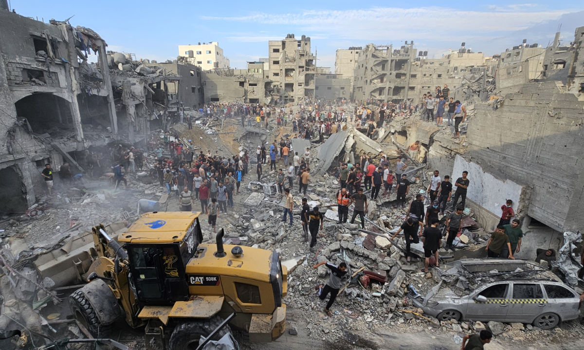 Israel bombardea campo de refugiados de Jabaliya