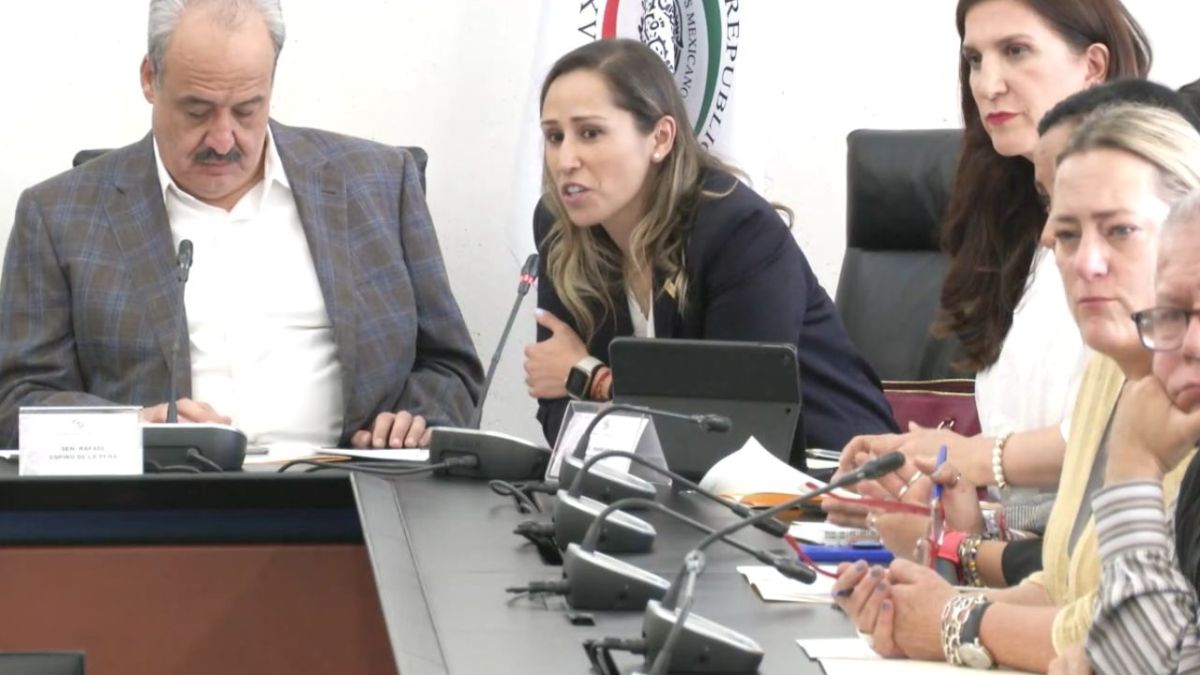 Acuerdan Liga MX Femenil y senadores crear mesas de trabajo para igualdad salarial