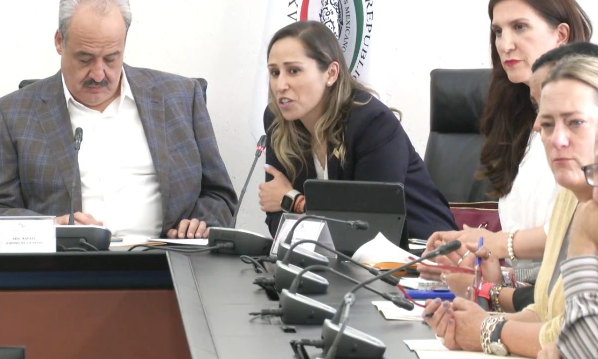 Acuerdan Liga MX Femenil y senadores crear mesas de trabajo para igualdad salarial