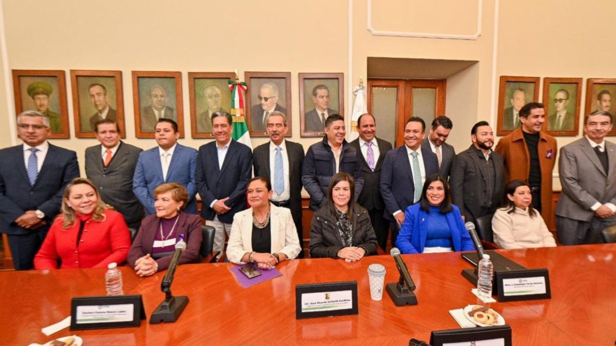 El Gobernador convocó a integrantes del Ceepac, líderes de partidos políticos, académicos y a la Fiscalía General del Estado, a la firma del Acuerdo por la Paz