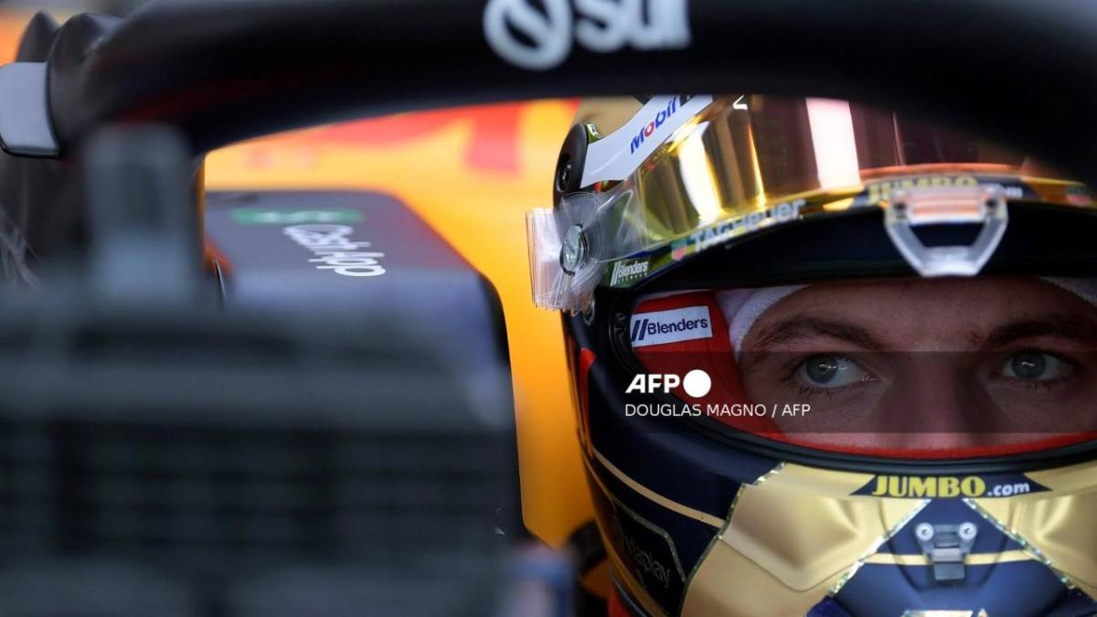 El piloto neerlandés Max Verstappen partirá este domingo en 'la 'pole' del Gran Premio de Brasil de Fórmula 1; 'Checo' saldrá noveno