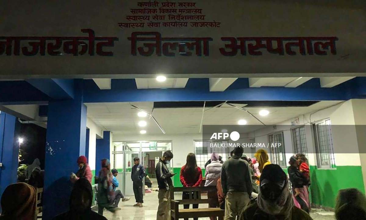 Más de 60 personas fallecieron en Nepal por un sismo de magnitud 5.6 ocurrido el viernes 3 de noviembre por la noche