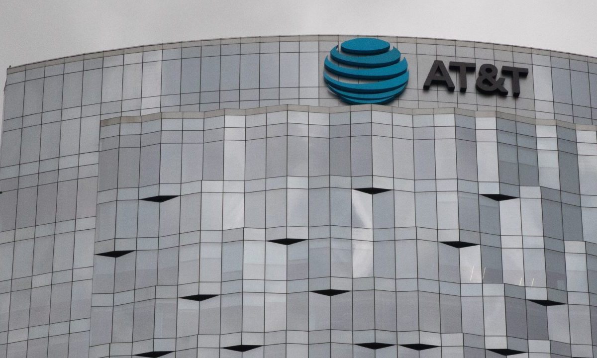 Durante la tarde de este jueves 7 de diciembre, usuarios reportaron intermitencias en el servicio de AT&T tras el sismo