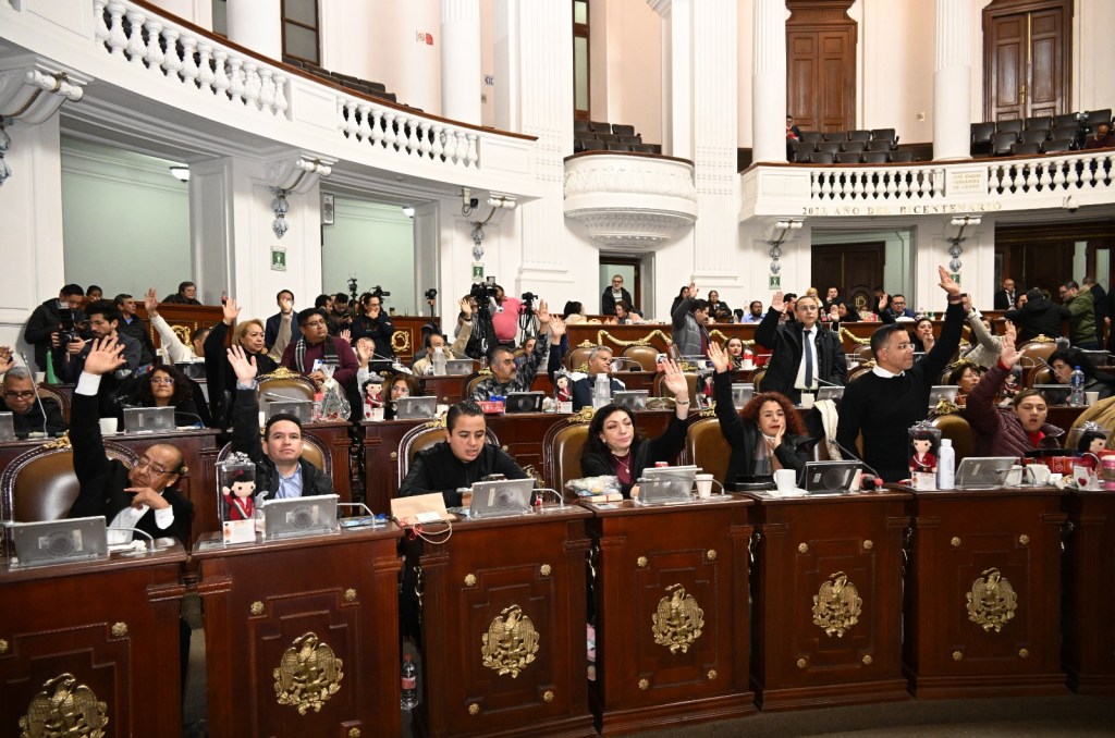 El dictamen para la Ley de Egresos fue aprobado en la asamblea por las y los congresistas con 44 votos a favor, 14 en contra y cero abstenciones.