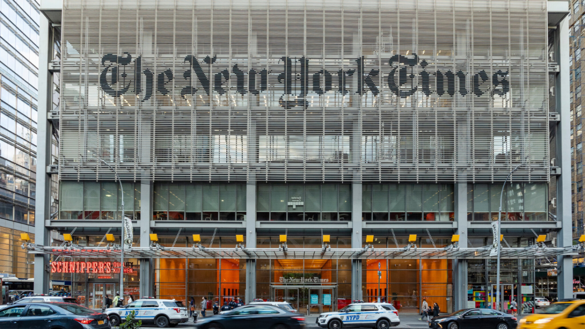 Demanda The New York Times