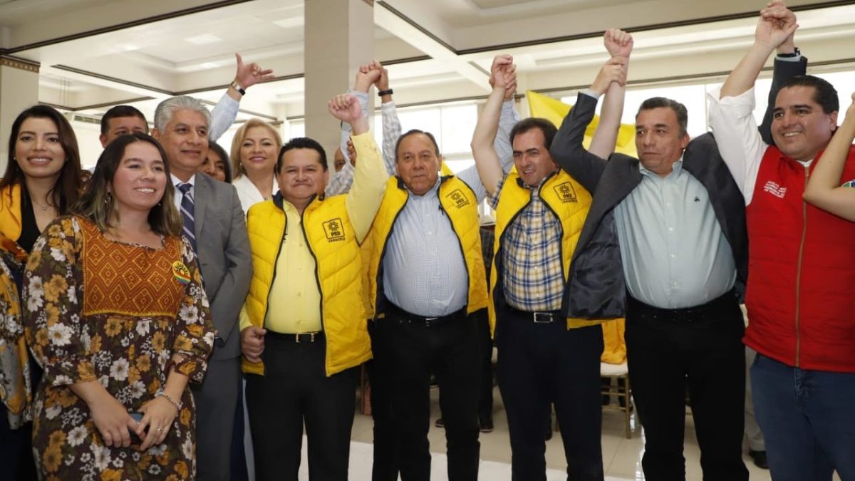 El dirigente nacional del PRD, Jesús Zambrano, aseguró que la oposición desplazará a Morena del gobierno de Veracruz