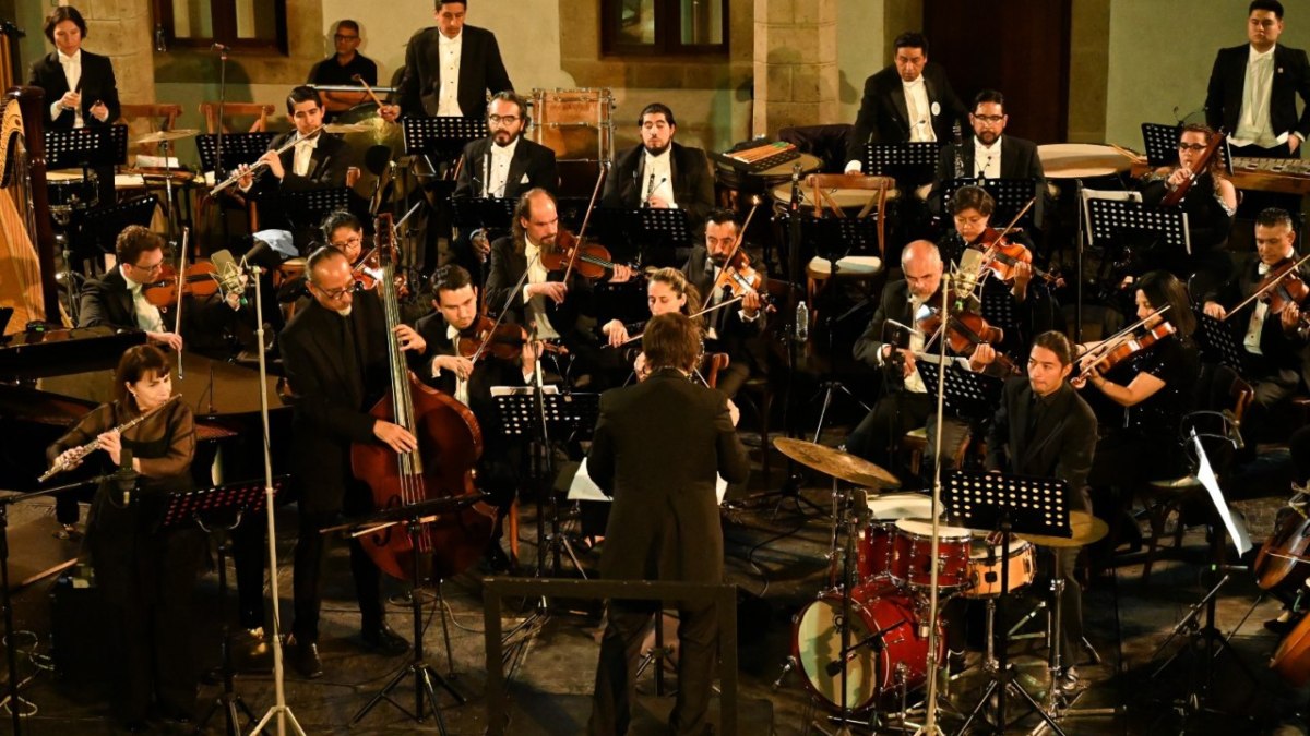 Con un magno concierto orquestal, dio comienzo la Cuarta Edición del Festival Urtex ante el público que colmó el patio central del Museo Kaluz
