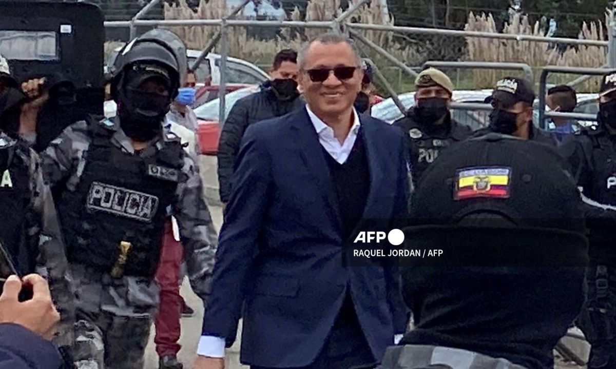 México rechazó una solicitud de Ecuador, para que las autoridades ingresaran a la embajada mexicana para capturar a Jorge Glas.