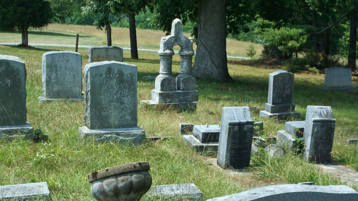 Foto:Pixabay|¡Terrible! Mueren 3 personas baleadas en pleno entierro dentro de un panteón