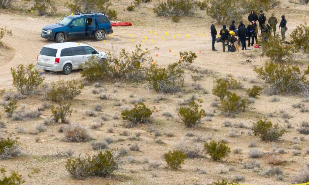 Policía de California realiza primeros arrestos por homicidio múltiple en el desierto