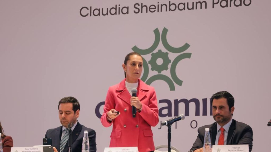 Claudia Sheinbaum le respondió a Xóchitl Gálvez, quien la retó a debatir la próxima semana sobre la corrupción