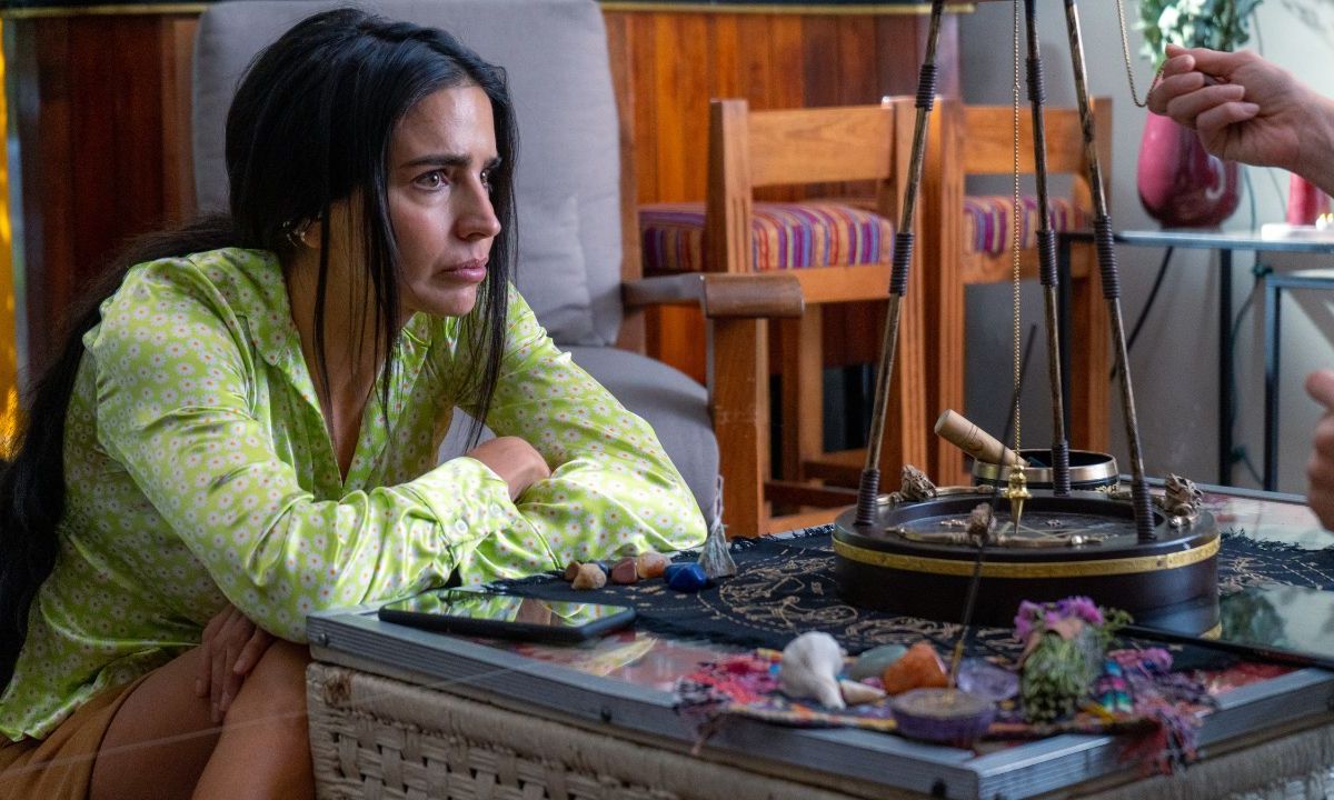 Bárbara de Regil asegura que su nuevo protagónico en la serie Lalola visibiliza algunos problemas sociales que viven las mujeres en esta sociedad machista
