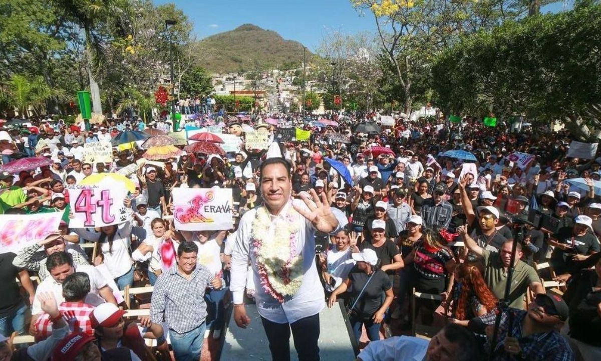 Respaldo. En el municipio de Venustiano Carranza fue recibido por simpatizantes, lo mismo ha ocurrido en otras alcaldías del estado.