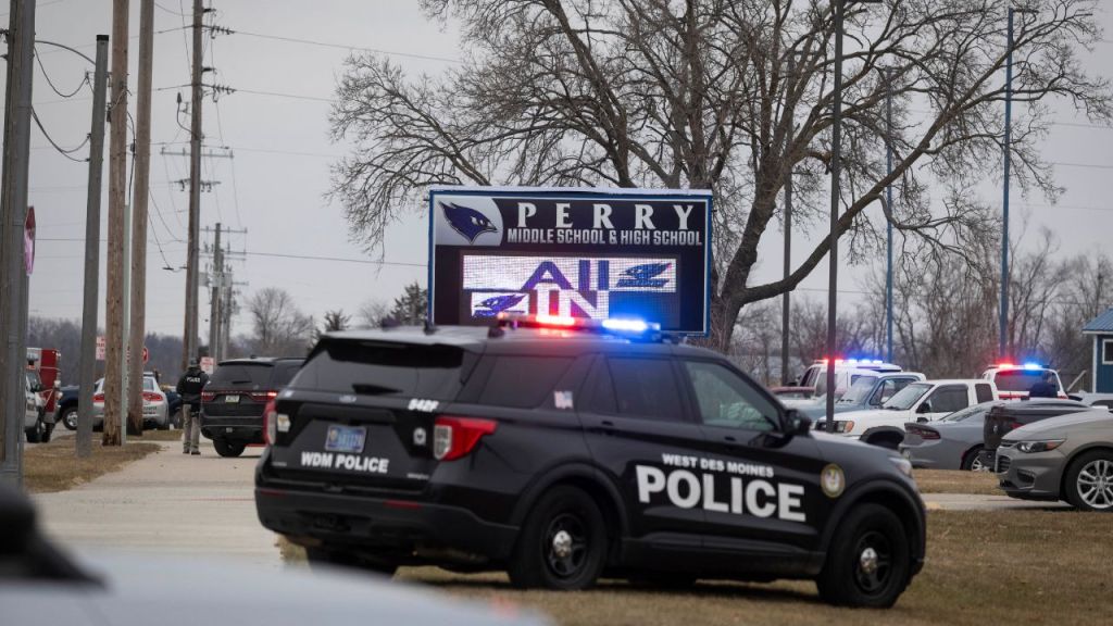 Foto:AFP|Muere el director de la escuela de Iowa tras arriesgar su vida en un tiroteo