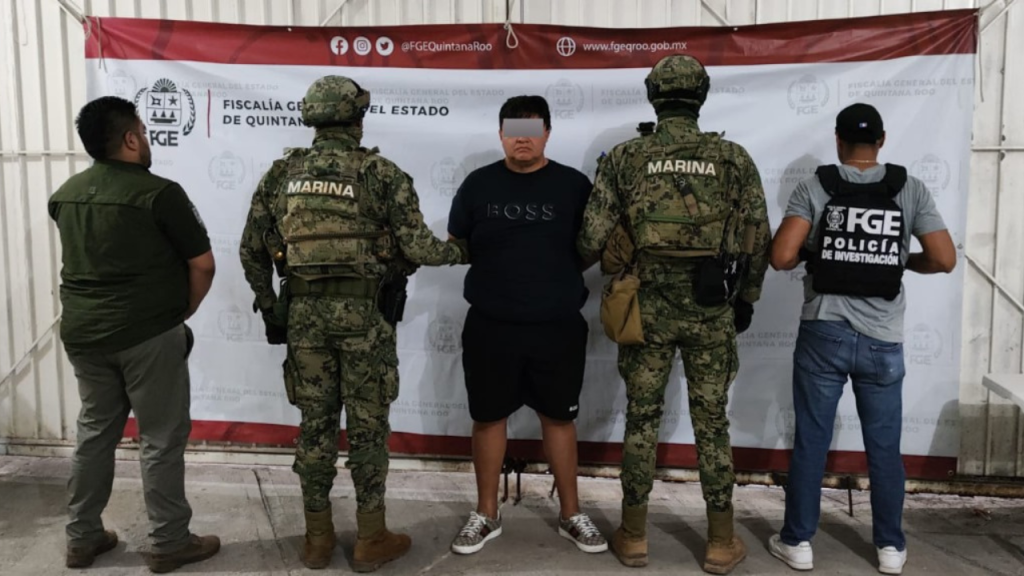 Sicario colombiano detenido en Cancún