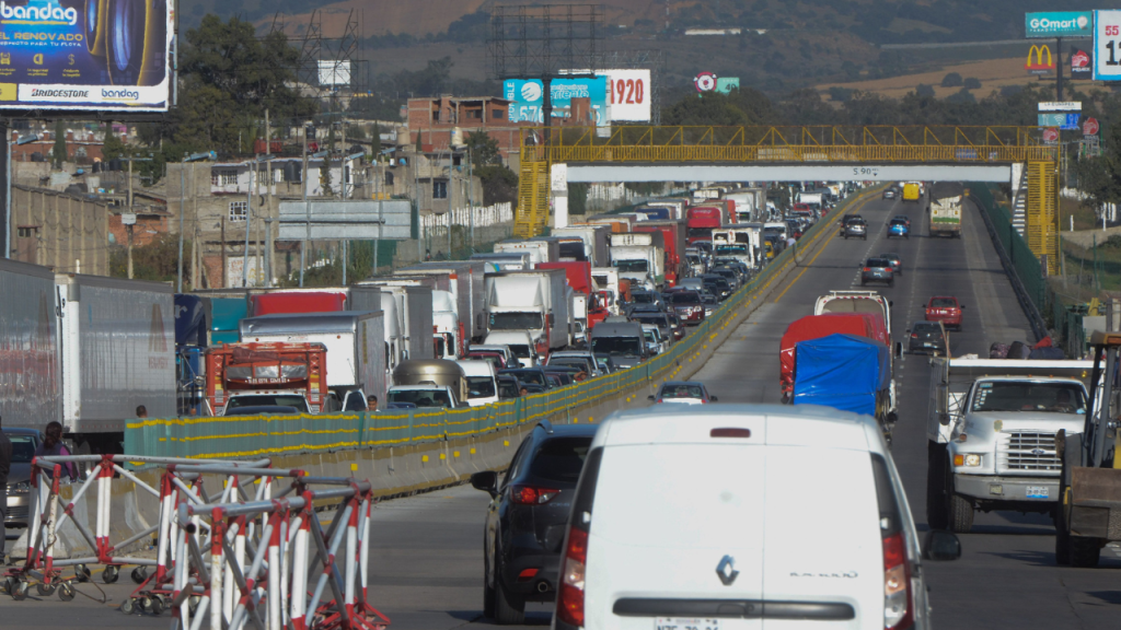 Cierres en autopista México-Puebla