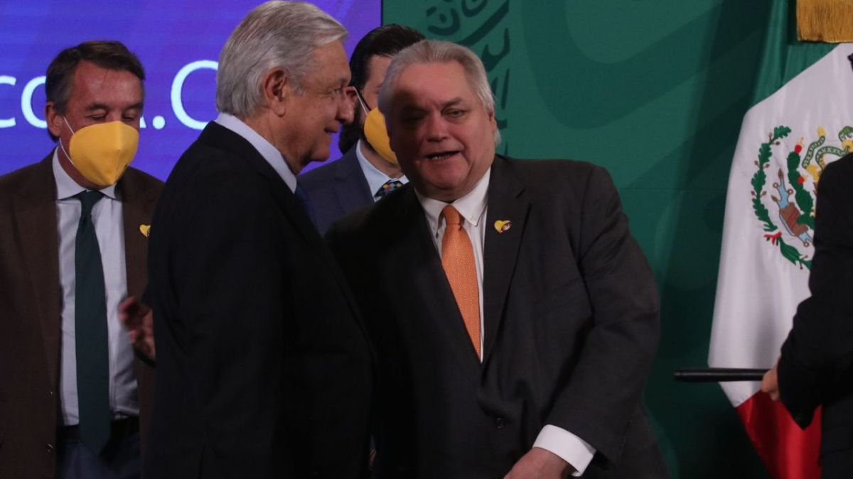 Con el Gobierno de la 4T, encabezada por el presidente Andrés Manuel López Obrador, Carlos Bremer apoyó en diferentes proyectos