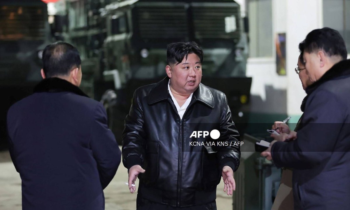 El líder norcoreano Kim Jong-un calificó a Corea del Sur como el "enemigo principal" de su país al que no dudaría en "aniquilar"