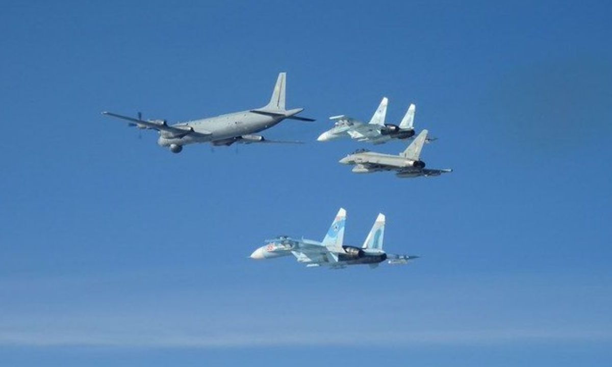 Cuatro aviones militares rusos son detectados operando en la Zona de identificación de Defensa Aérea de Alaska