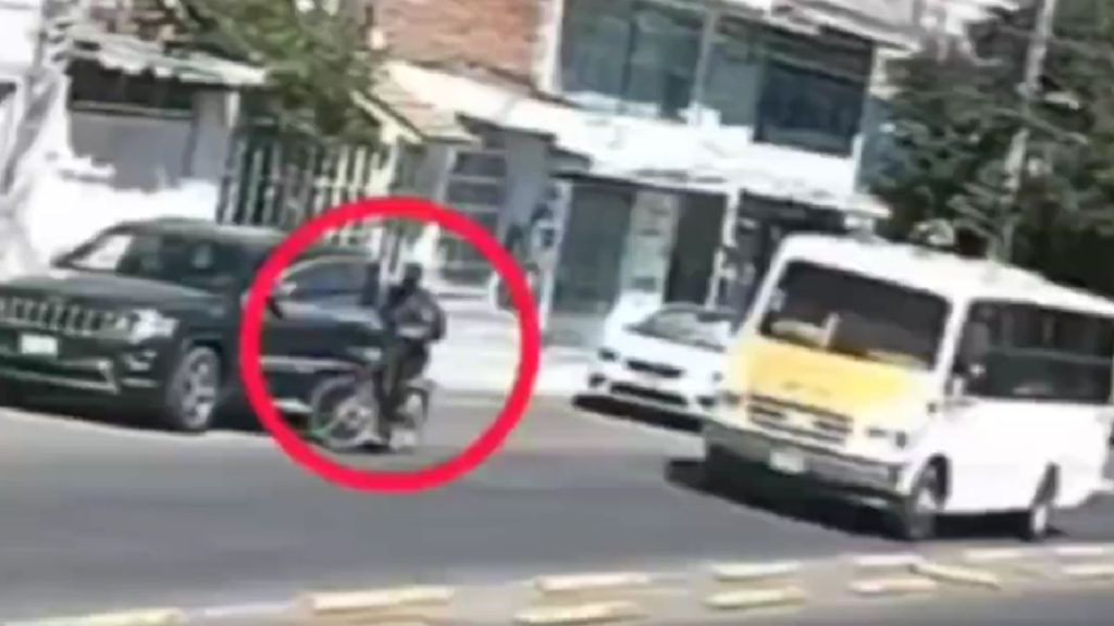 Ciclista muere atropellado en la Avenida Nacional tras chocar con una camioneta
