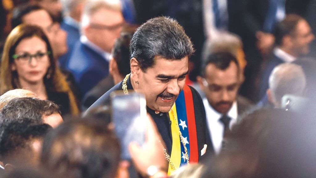 Votación. El Parlamento llamó a una consulta, respaldada por Nicolás Maduro, para definir un calendario para el proceso
