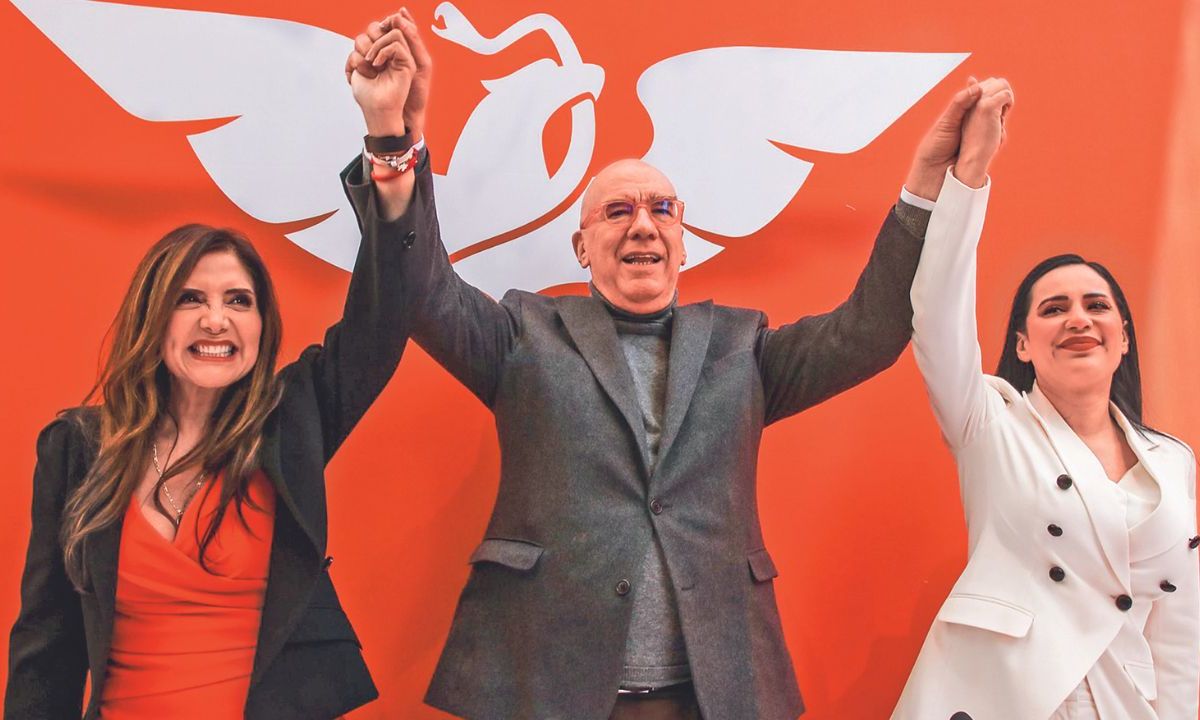 Nuevo hogar. Dante Delgado recibió con los brazos abiertos a Sandra Cuevas y Alejandra Barrales rumbo a la jornada electoral del próximo 2 de junio. 