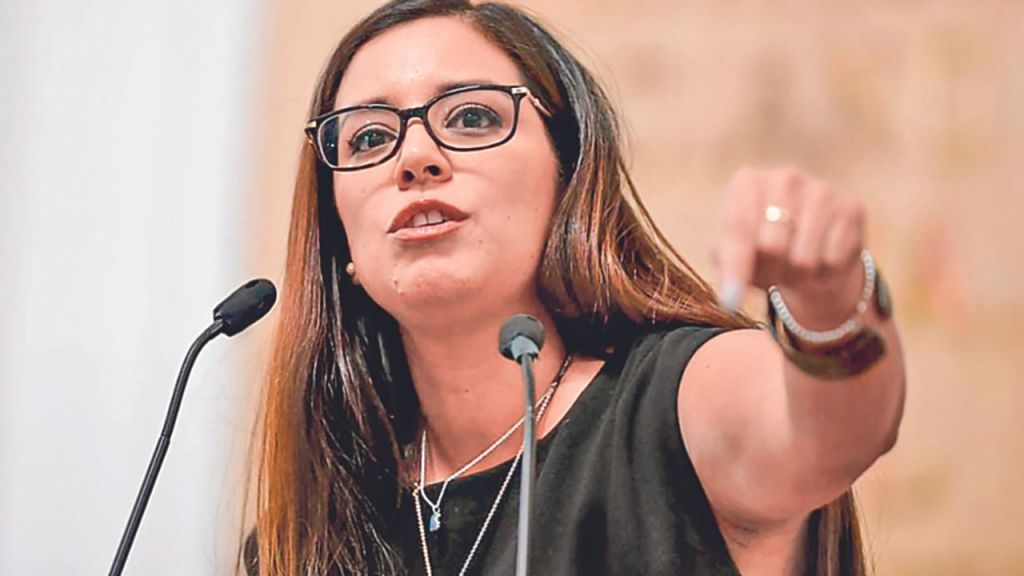 Alerta. Luisa Gutiérrez diputada del PAN afirmó que las alcaldías gobernadas por los morenistas son asediadas por grupos criminales.  