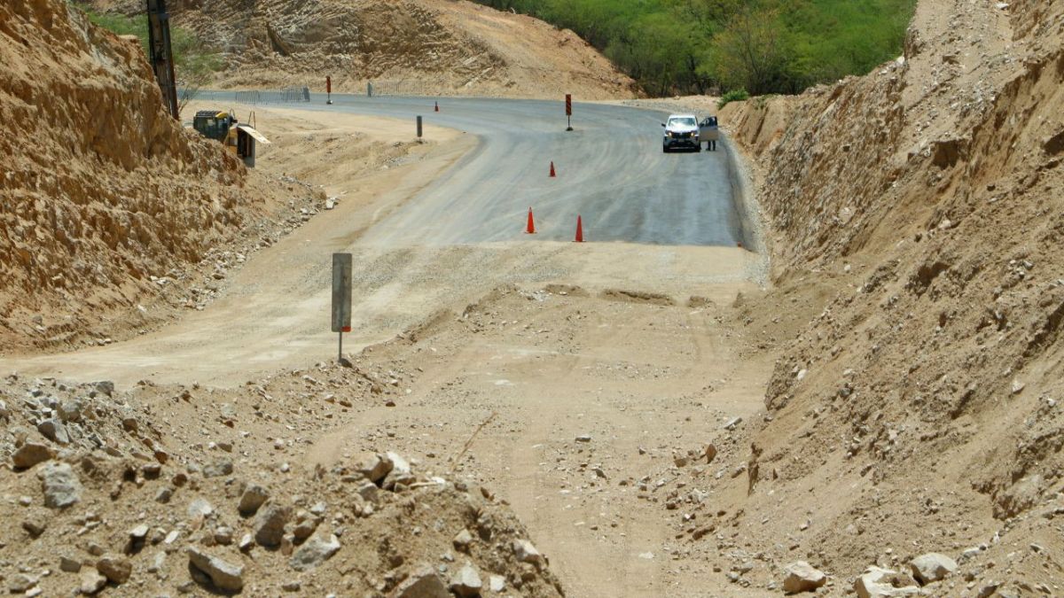 Denuncia. El Gobierno señaló que se ha gastado casi 50 mil millones de pesos en el mantenimiento de 9 carreteras en el centro y sureste del país en sexenios anteriores.