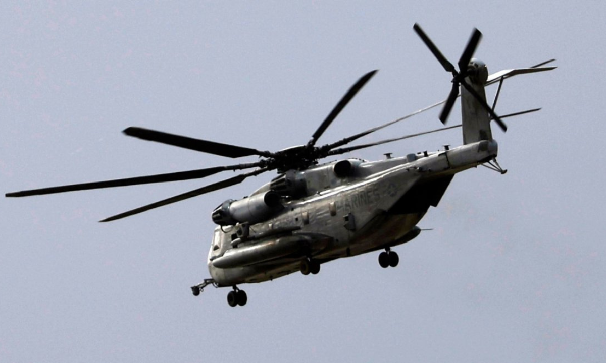 Helicóptero militar cae en San Diego
