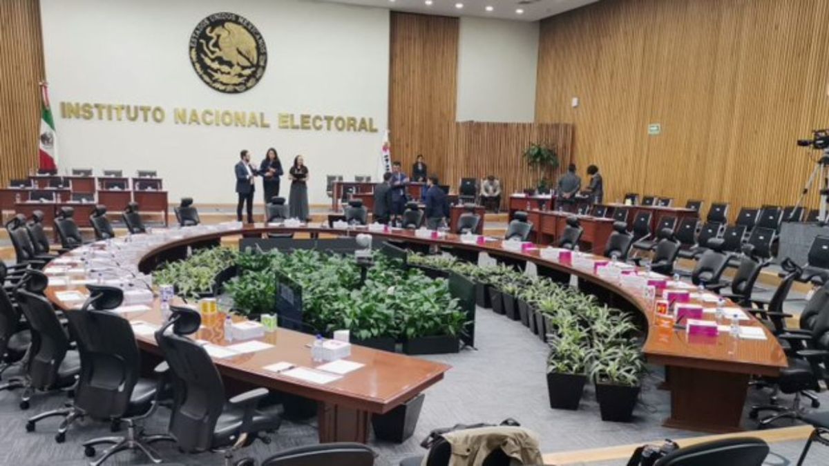 Avala INE modificaciones a coaliciones para elecciones de diputados y senadores