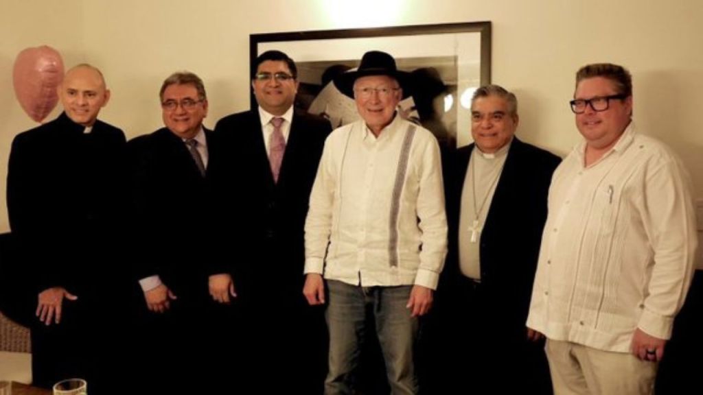 Embajador Ken Salazar se reúne con gobernador de Sinaloa; destaca compromiso comercial