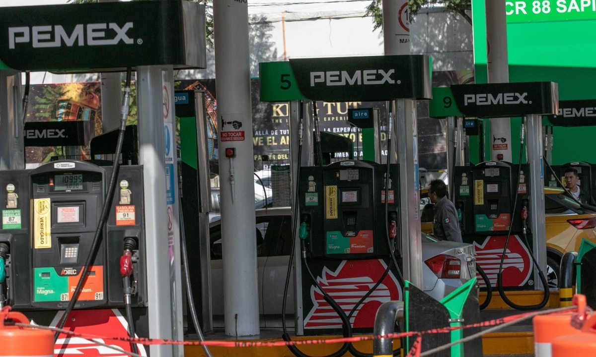 El Gobierno de México perdona a Pemex de pagar impuestos de cuatro meses, a unos días de que Moody 's le rebajó la calificación