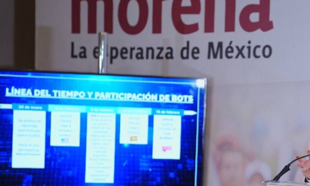 El representante de Morena ante el INE presentó una queja por la presunta estrategia digital de propaganda negativa en redes sociales.