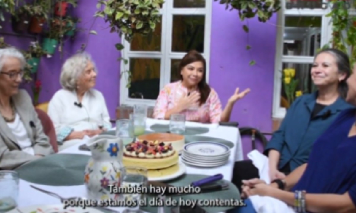 Clara Brugada sostuvo una reunión con la escritora Elena Poniatowska, la antropóloga Marta Lamas y la novelista Carmen Boullosa