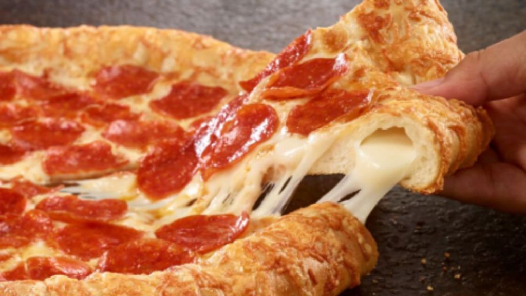 La pizza hawaiana es una de las combinaciones más controversiales entre los amantes de dicho platillo de origen italiano
