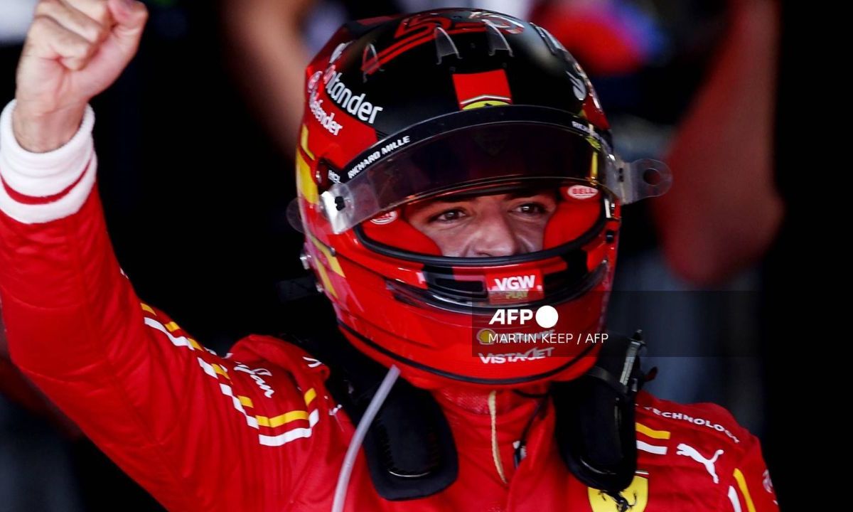 Foto:AFP|Checo Pérez es quinto en triunfo de Carlos Sainz en el GP de Australia