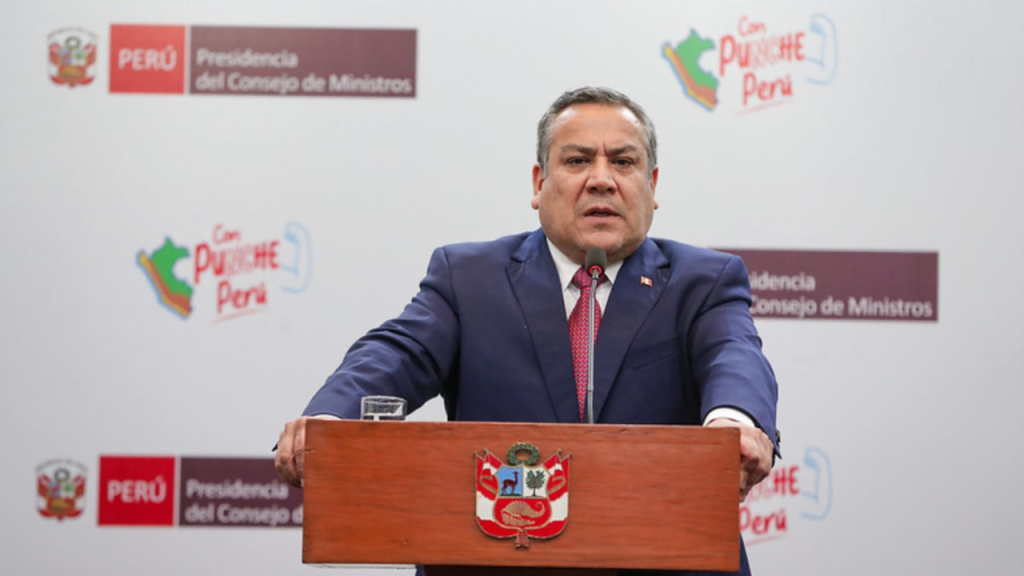 Perú nombra a Gustavo Adrianzén como nuevo primer ministro tras la renuncia de Alberto Otárola
