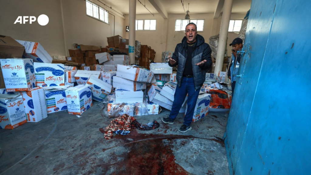 El ataque de Israel contra un almacén de ayuda de la ONU deja un muerto y decenas de heridos