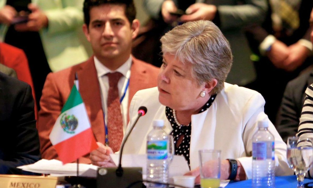 México condena violencia y pide resolución en Haití