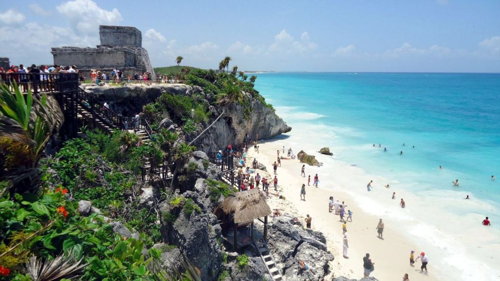 México se posicionó como uno de los destinos turísticos populares en el mundo, esto debido a su mega diversidad y herencia cultural