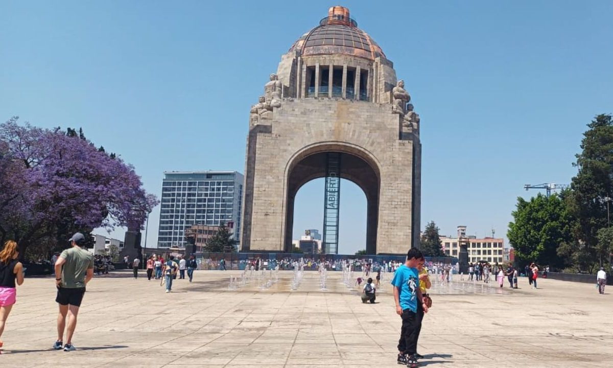 El Monumento a la Revolución, un gran lugar para descansar del calor