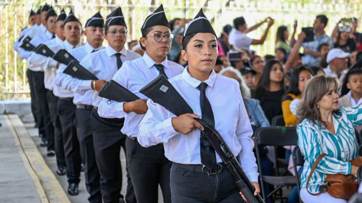 Naucalpan convoca a mujeres a ser policías de proximidad