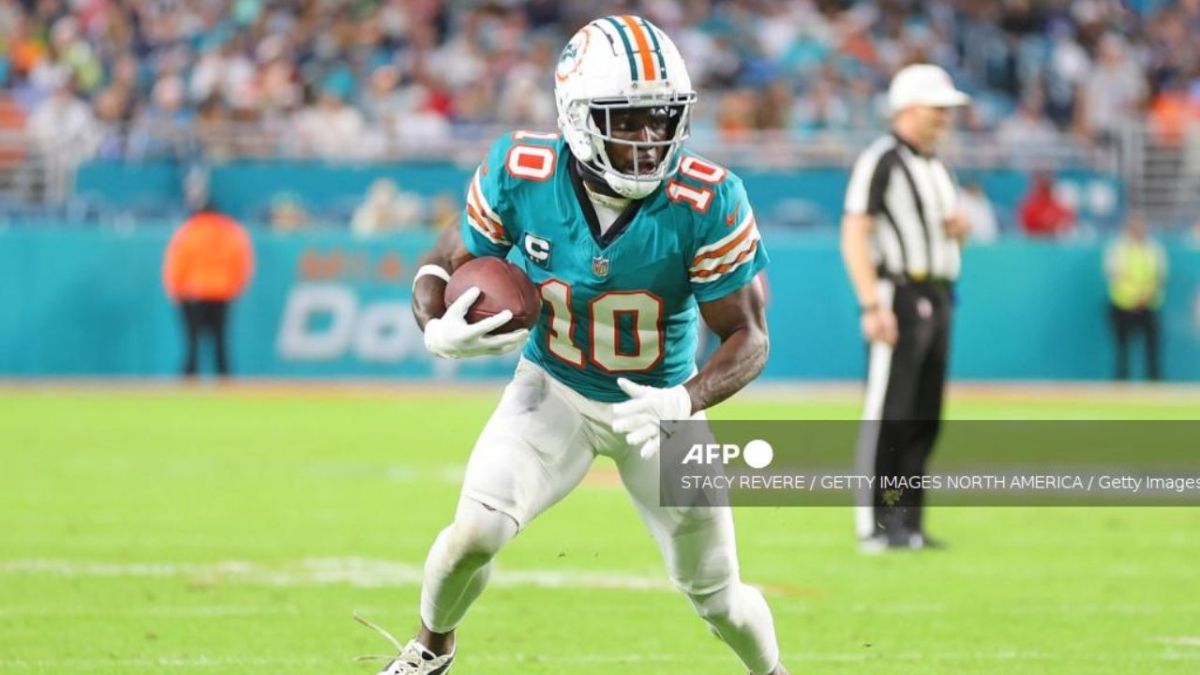 Tyreek Hill Dolphins