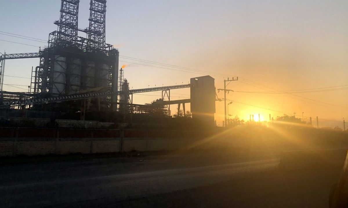 Foto:Cuartoscuro|Gobierno de Nuevo León clausura la Refinería de Pemex en Cadereyta
