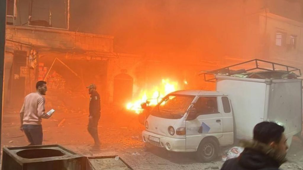 Foto:Captura de pantalla|VIDEO: Explosión en mercado deja 8 muertos y más de 20 heridos